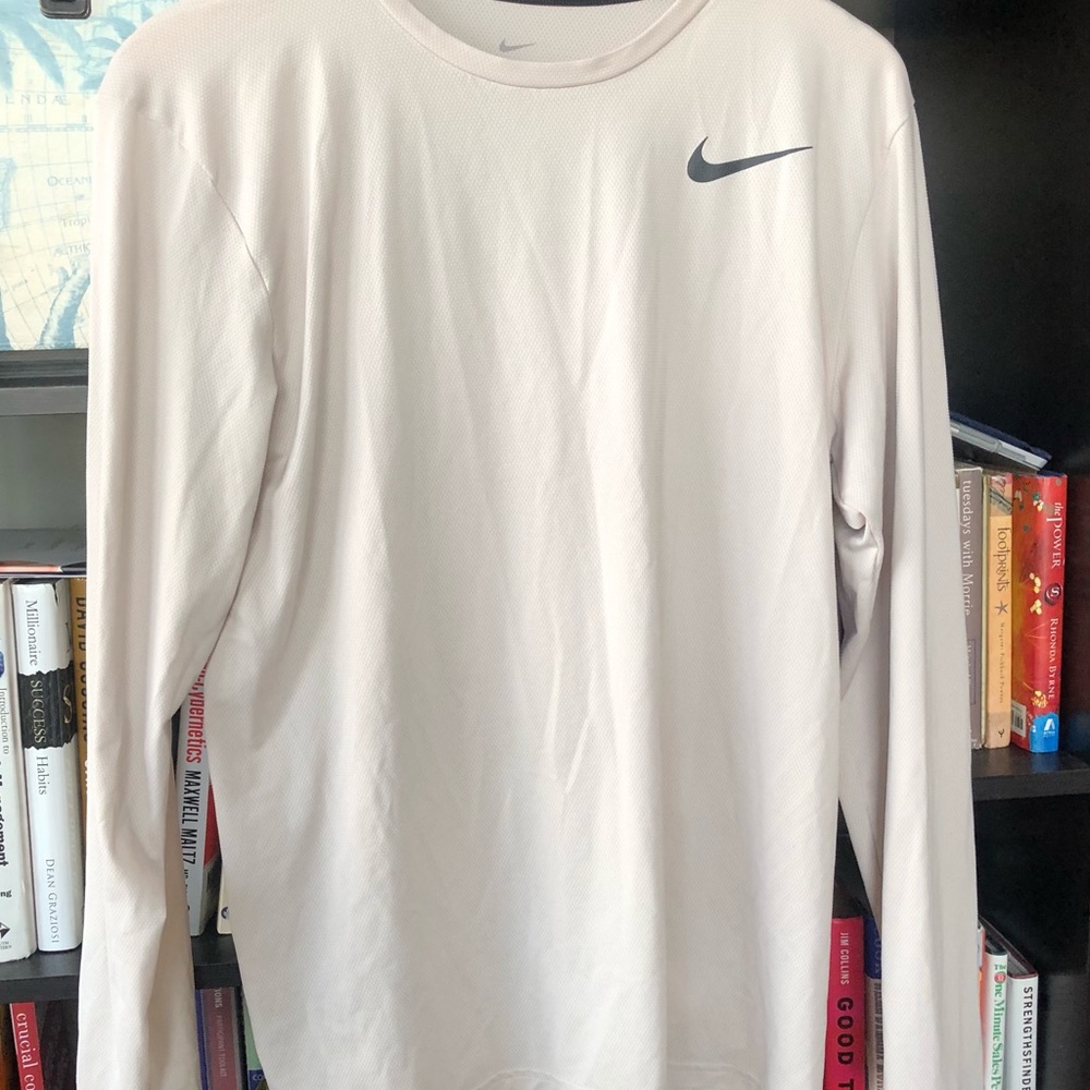 Nike Men’s Long sleeve athletic shirt